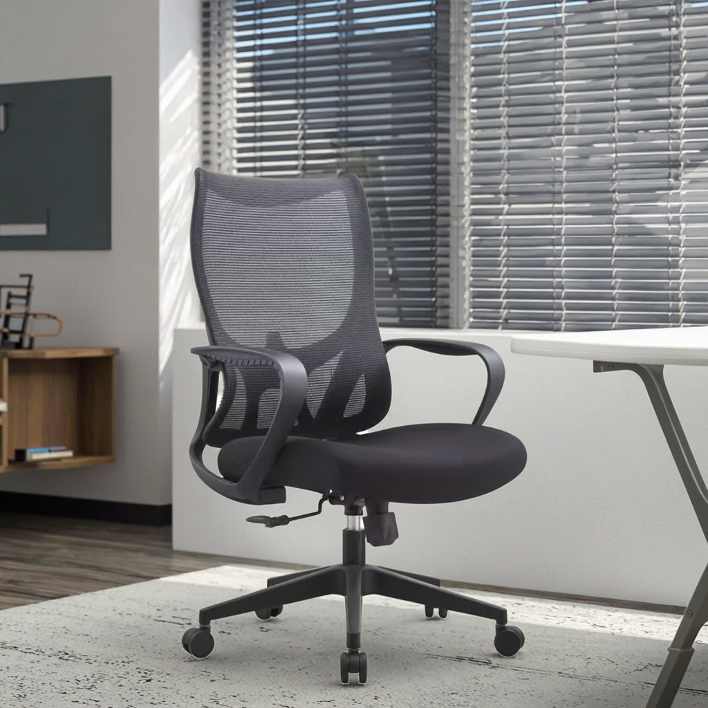 Basic Black Office Chair High Resilience Foam PP Fixed Armrest Simple Structure